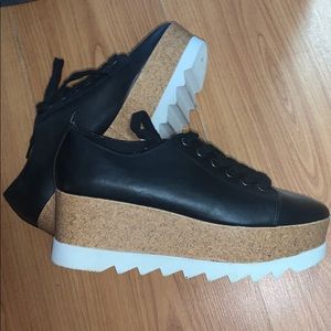 Mossimo Shoes Size 9 1/2